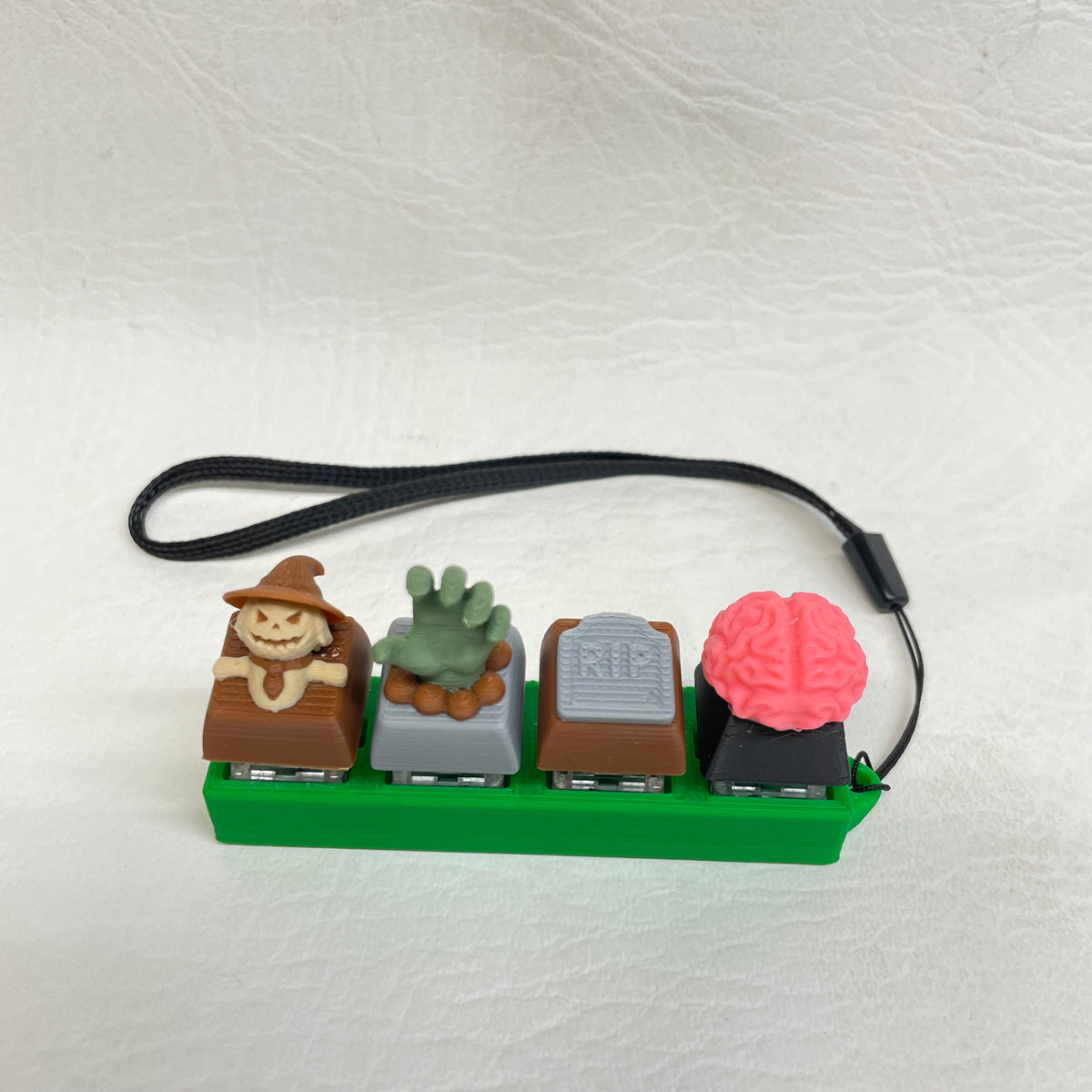Spooky 4 In a Row Keyboard Fidget
