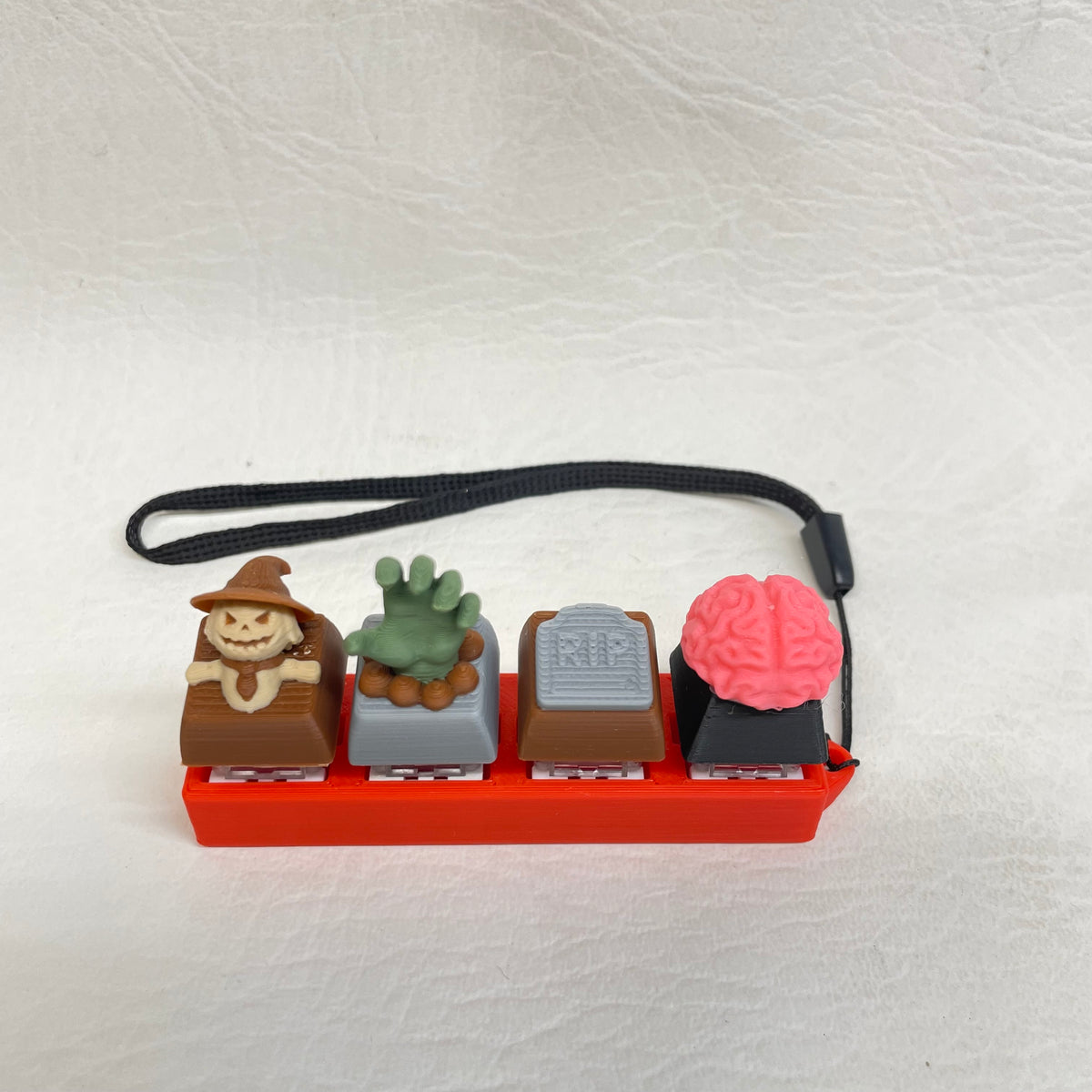 Spooky 4 In a Row Keyboard Fidget