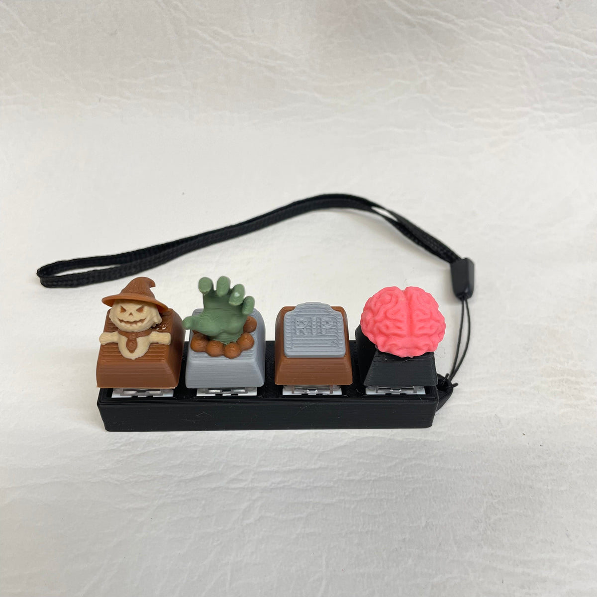Spooky 4 In a Row Keyboard Fidget